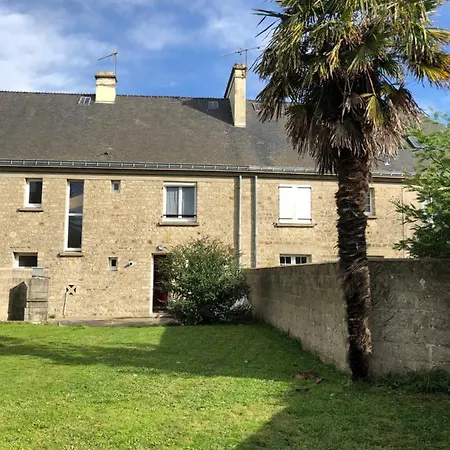 Manava - Grande Maison Avec Jardin En Centre *
